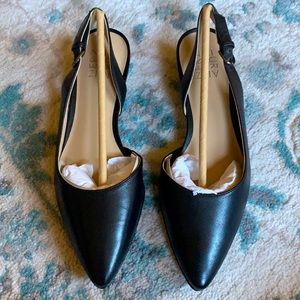 NWT Naturalizer Black Leather Banks Heels 7 M